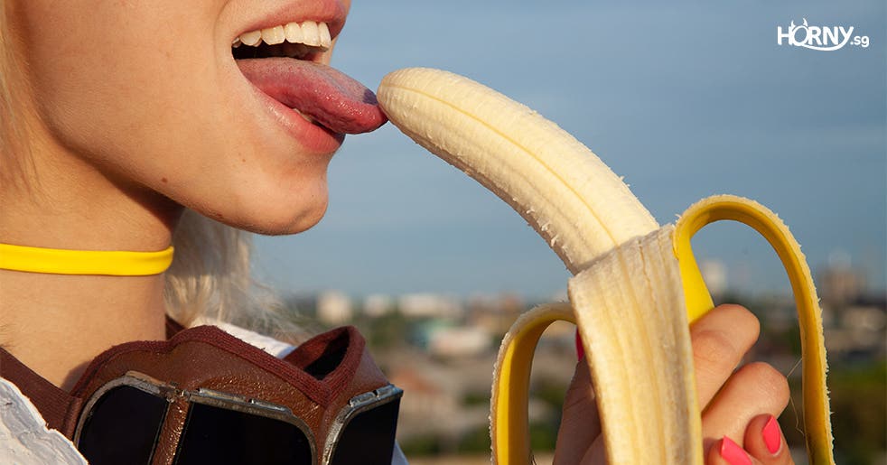 eating banana