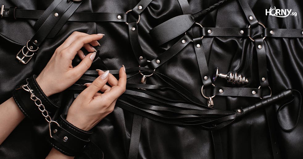 Leather kink restraints